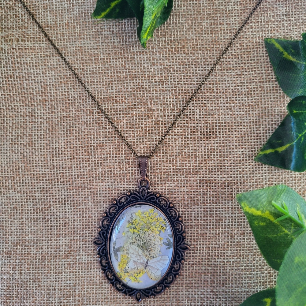 Vintage Style Large Floral Copper Pendant Necklace On 16" Chain